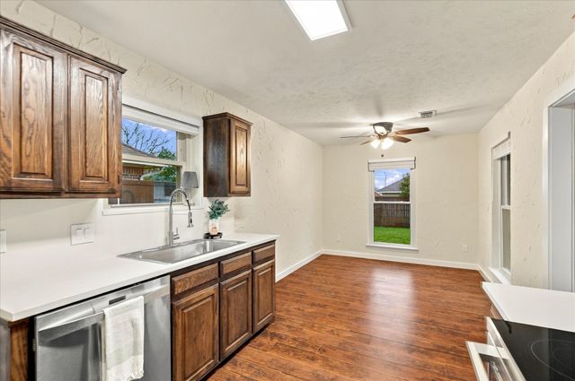 5216 Gaelic Court, Denton, TX 76208