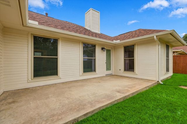 5216 Gaelic Court, Denton, TX 76208