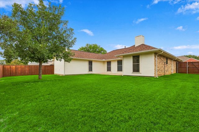 5216 Gaelic Court, Denton, TX 76208