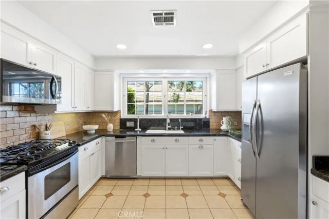 8951 Collett, North Hills, CA 91343