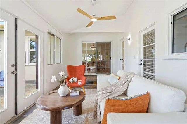 8951 Collett, North Hills, CA 91343