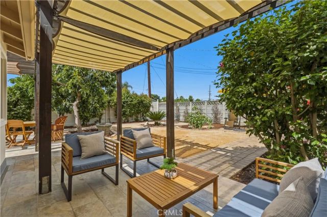 8951 Collett, North Hills, CA 91343