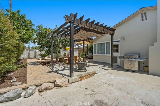 8951 Collett, North Hills, CA 91343