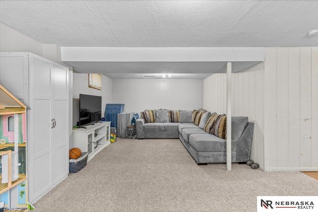 2723 N 130th Street, Omaha, NE 68164