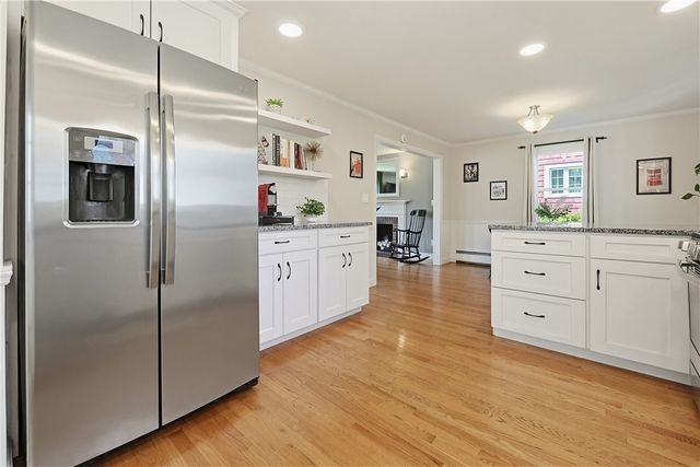 100 Hope Street, East Providence, RI 02916
