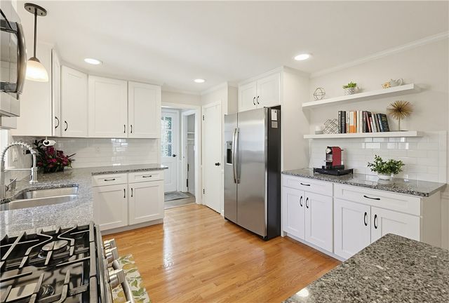 100 Hope Street, East Providence, RI 02916