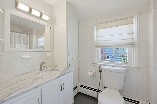 100 Hope Street, East Providence, RI 02916