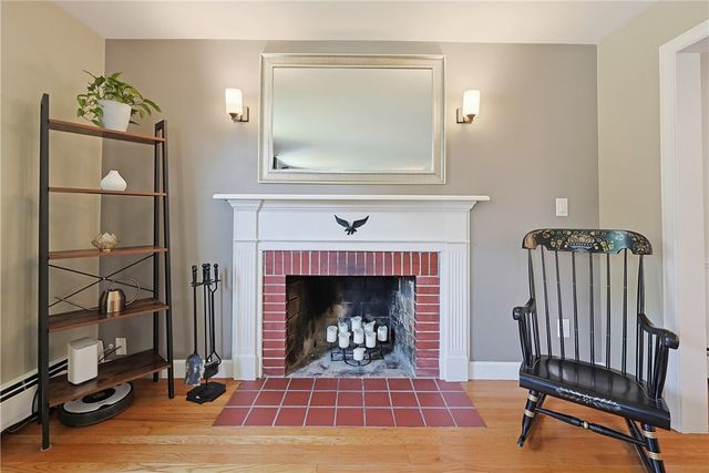 100 Hope Street, East Providence, RI 02916