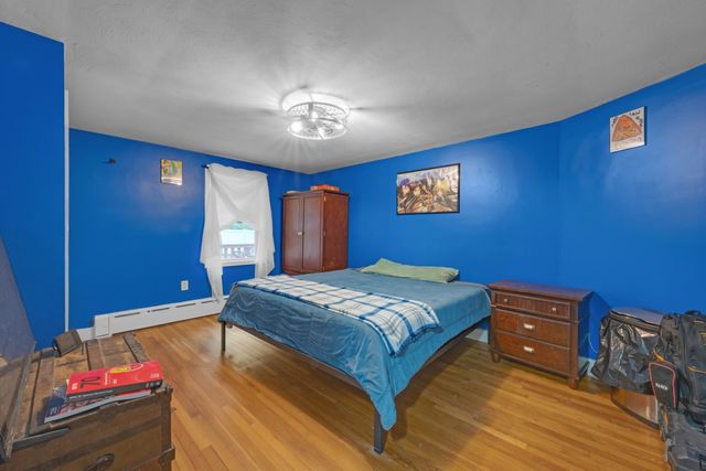 30 W Sutton Rd, Sutton, MA 01590