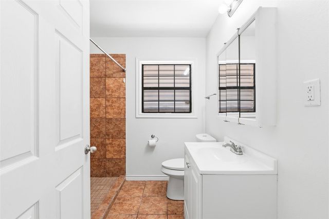 7009 Youpon Drive, Galveston, TX 77551