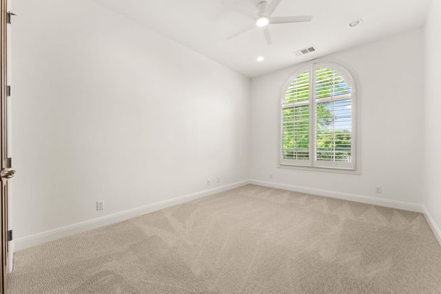 15 Borello DR, Austin, TX 78738
