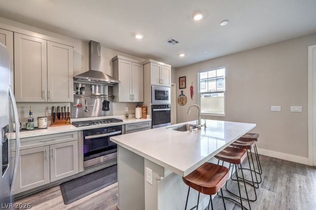 494 Peaceful Swan Avenue, Henderson, NV 89011