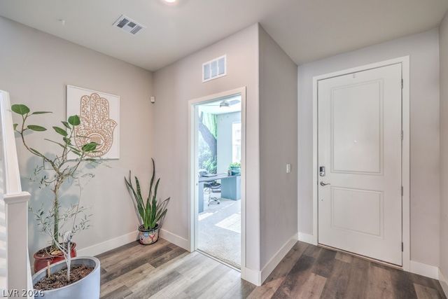 494 Peaceful Swan Avenue, Henderson, NV 89011