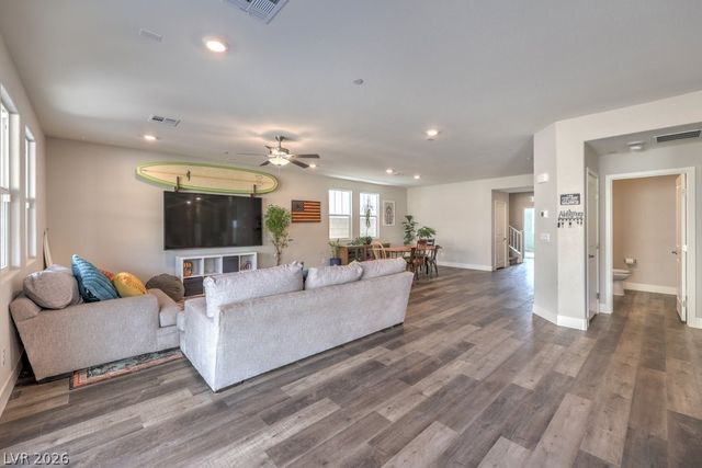 494 Peaceful Swan Avenue, Henderson, NV 89011