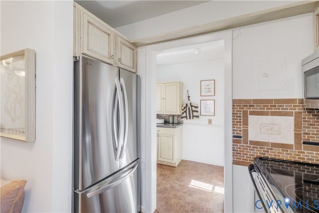 2214 Mendota Dr, Henrico, VA 23229