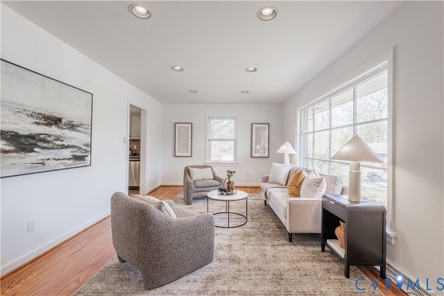 2214 Mendota Dr, Henrico, VA 23229