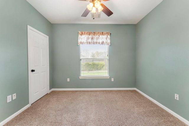 11 S Bendrook Loop, Conroe, TX 77384