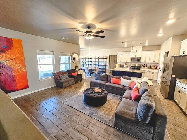 13525 NW 1st Terrace, Yukon, OK 73099