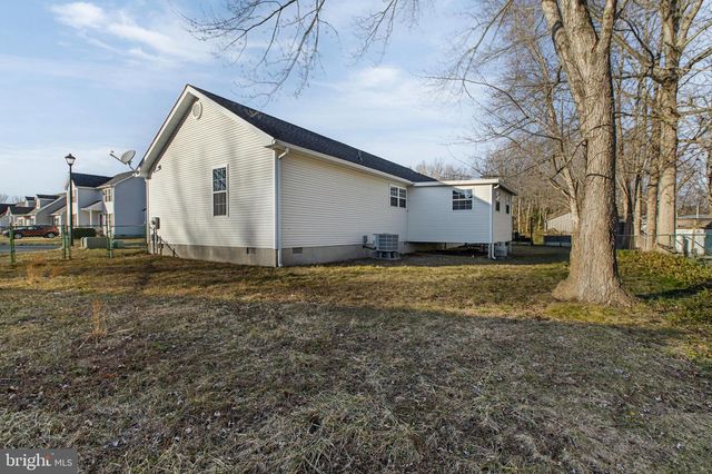 121 COURTNEY LN, Felton, DE 19943