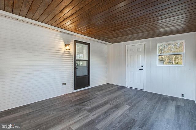 121 COURTNEY LN, Felton, DE 19943