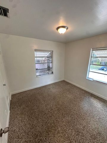 308 SE 22nd Street, Fort Lauderdale, FL 33316