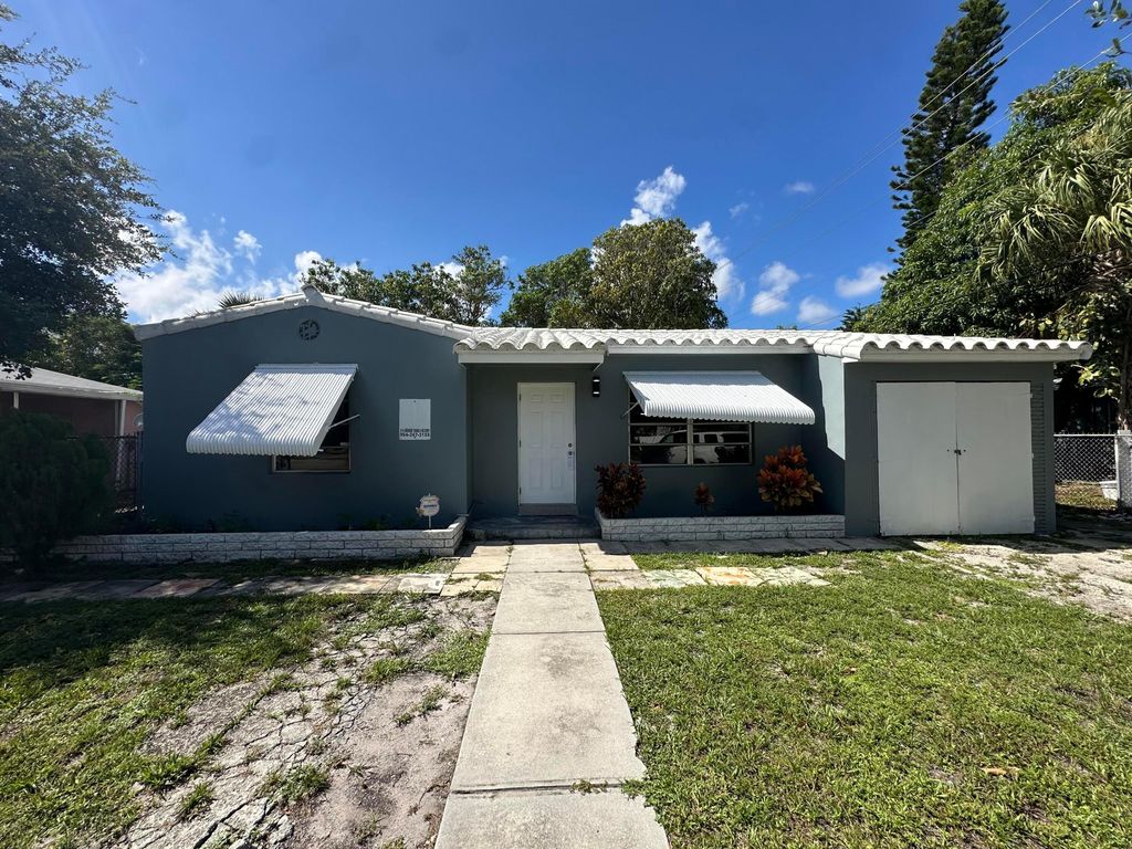 308 SE 22nd Street, Fort Lauderdale, FL 33316