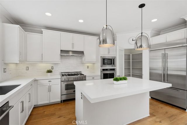 1631 Latitude S, Costa Mesa, CA 92627