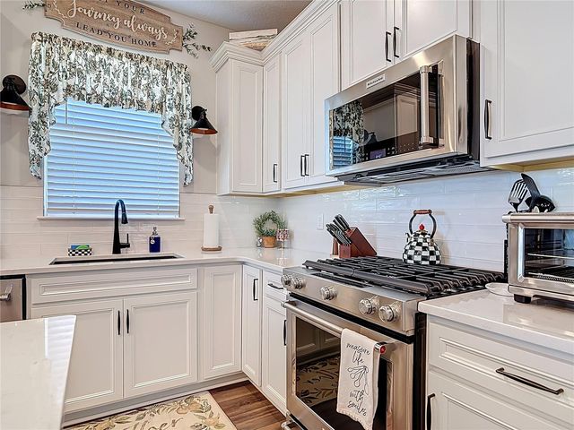 2750 PURPLE MEADOW COURT, Minneola, FL 34715