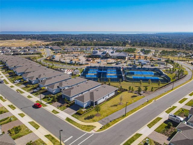 2750 PURPLE MEADOW COURT, Minneola, FL 34715