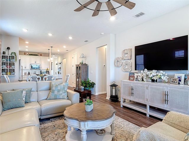 2750 PURPLE MEADOW COURT, Minneola, FL 34715