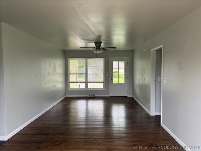 804 N Ash Street, Owasso, OK 74055