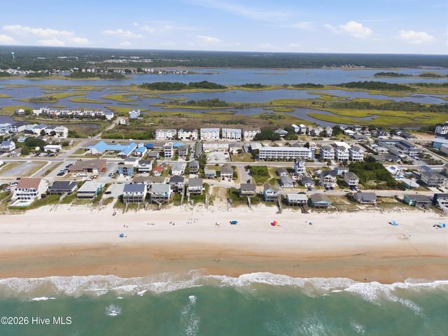522 N Shore Drive, Holly Ridge, NC 28445