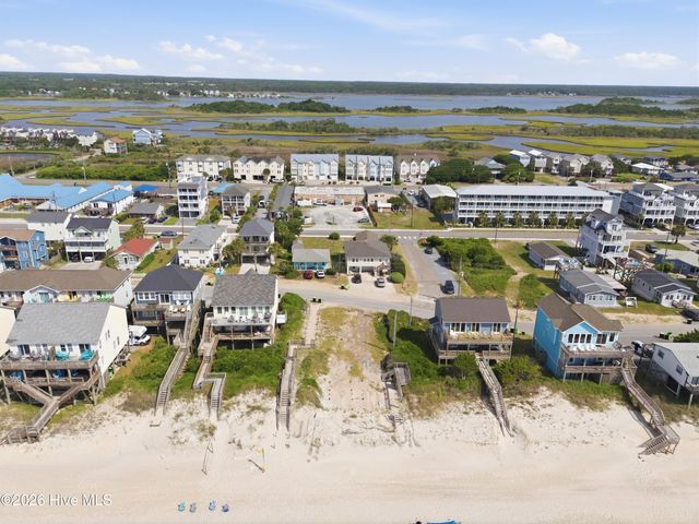522 N Shore Drive, Holly Ridge, NC 28445