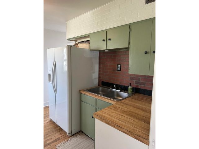 2443 Mountain View Dr, Loveland, CO 80538