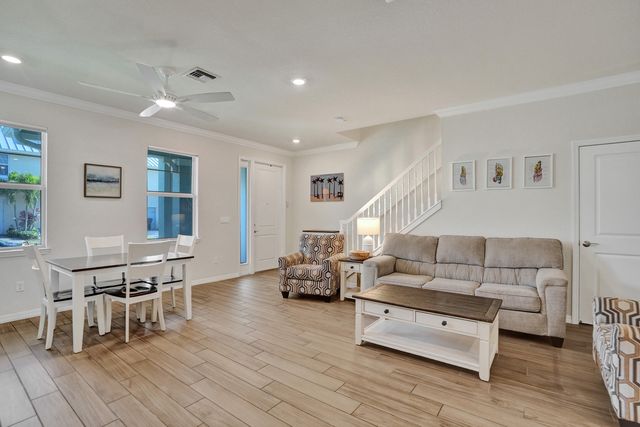 1300 Eucalyptus Drive 3, Hollywood, FL 33021