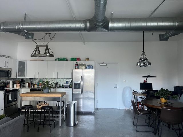 444 NE 30 St 606, Miami, FL 33137