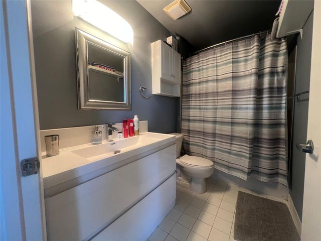 444 NE 30 St 606, Miami, FL 33137