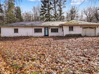 8700 Bellevue Road, Pennfield Twp, MI 49014