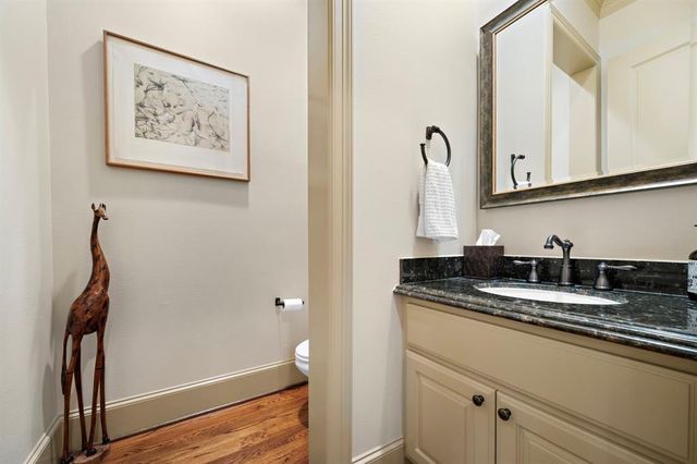 1308 Lake Pointe Parkway, Sugar Land, TX 77478