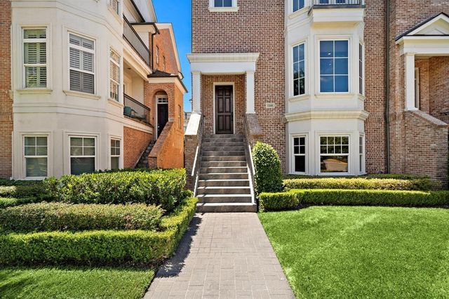 1308 Lake Pointe Parkway, Sugar Land, TX 77478