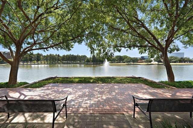 1308 Lake Pointe Parkway, Sugar Land, TX 77478