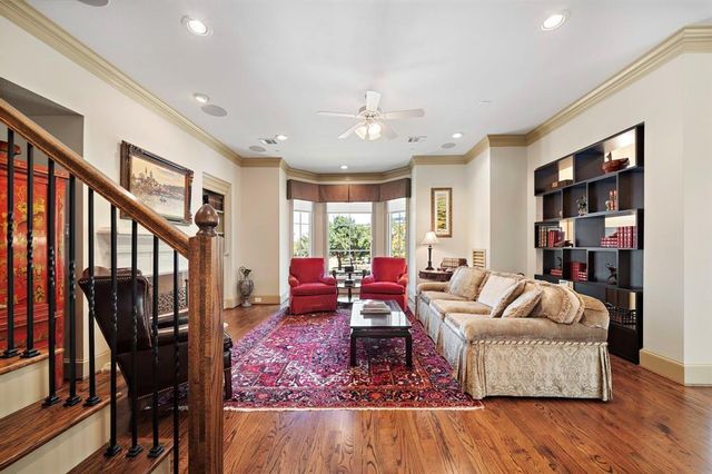 1308 Lake Pointe Parkway, Sugar Land, TX 77478