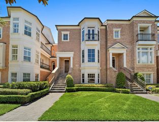 1308 Lake Pointe Parkway, Sugar Land, TX 77478