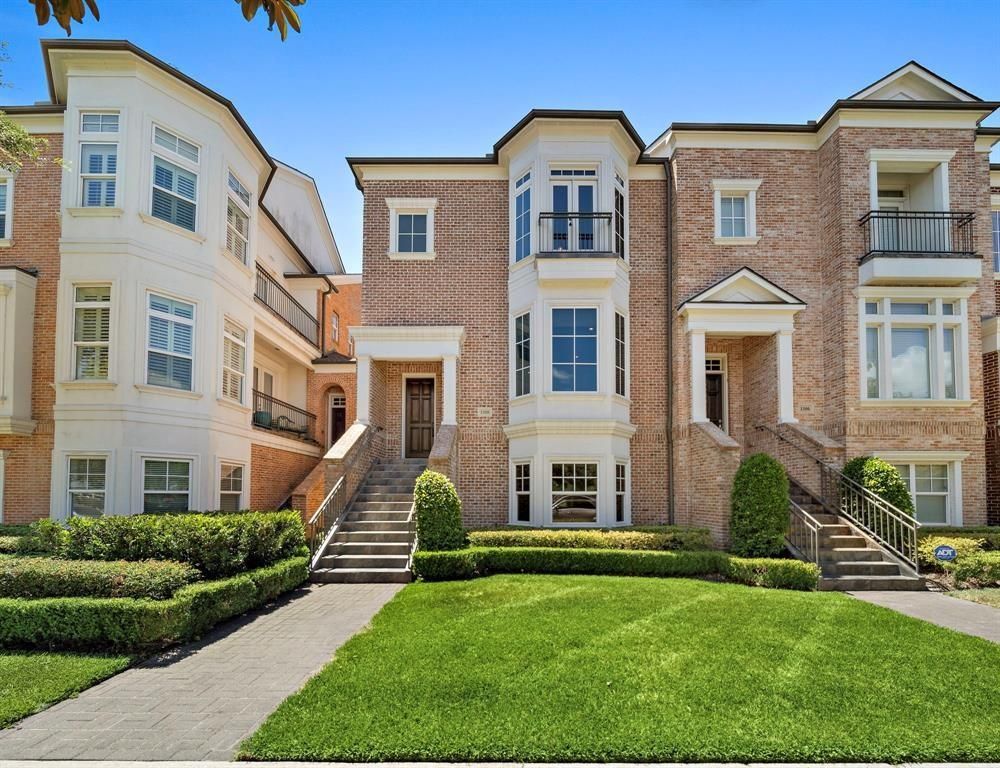 1308 Lake Pointe Parkway, Sugar Land, TX 77478