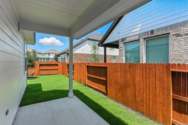 9424 Mattlock, San Antonio, TX 78254