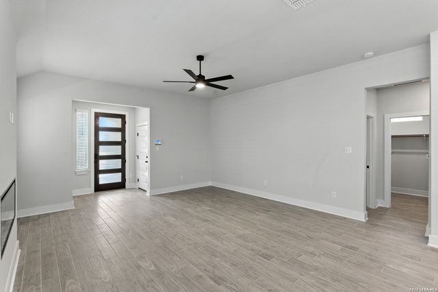 9424 Mattlock, San Antonio, TX 78254