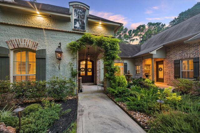 10290 Paradise Valley Drive, Conroe, TX 77304