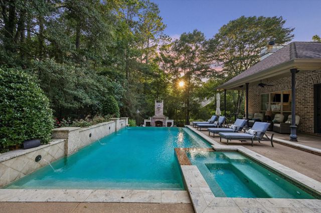 10290 Paradise Valley Drive, Conroe, TX 77304
