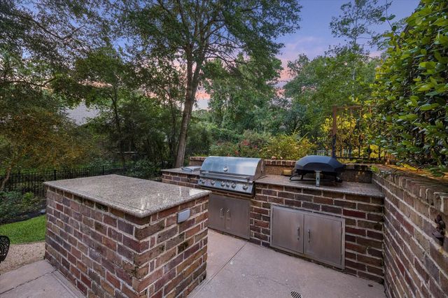 10290 Paradise Valley Drive, Conroe, TX 77304