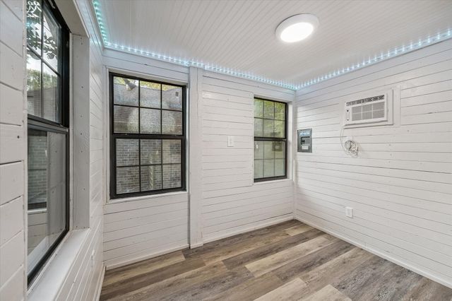 10290 Paradise Valley Drive, Conroe, TX 77304